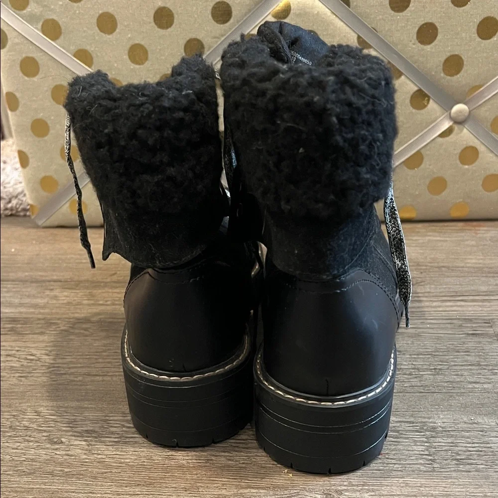 NWOT TIME and TRU Black Faux Suede Hiking Style with Memory foam Boots 10 - Picture 4 of 10